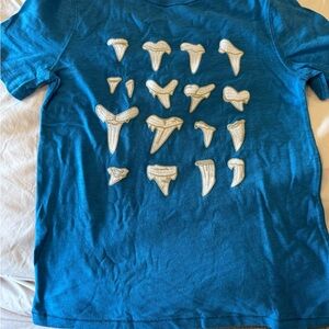 GAP Ocean Blue Tee with Fossil Print